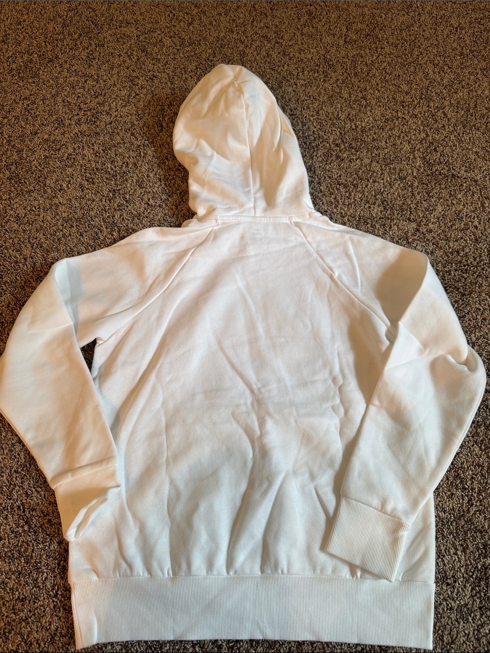 Under Armour Red & White Pullover Hoodie Bundle - Picture 5 of 8